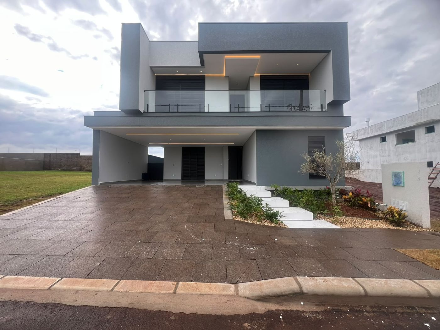 Fachada da Casa A&W